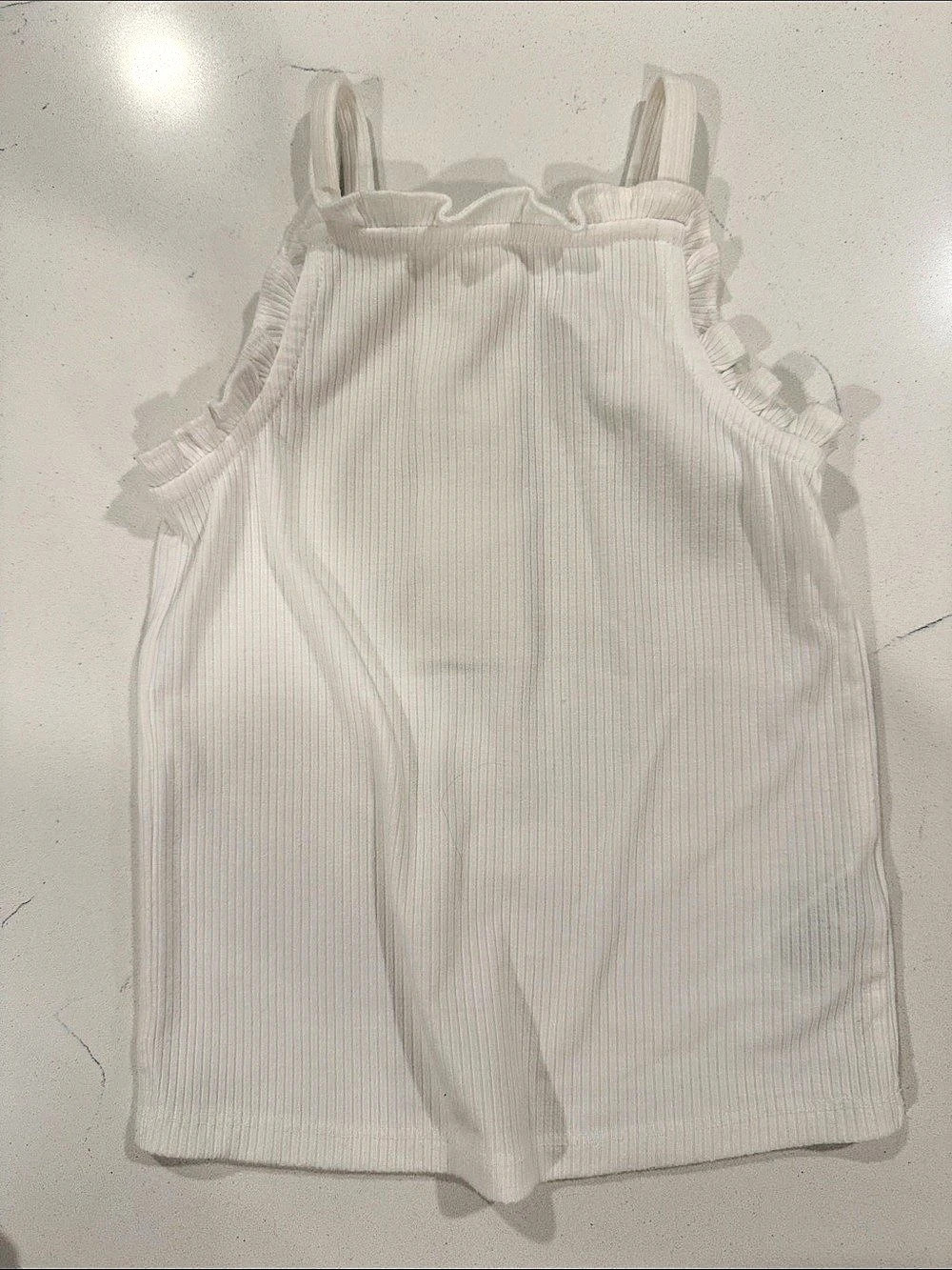 JANIE AND JACK Ribbed Ruffle Shorts in White Size 5 Like New